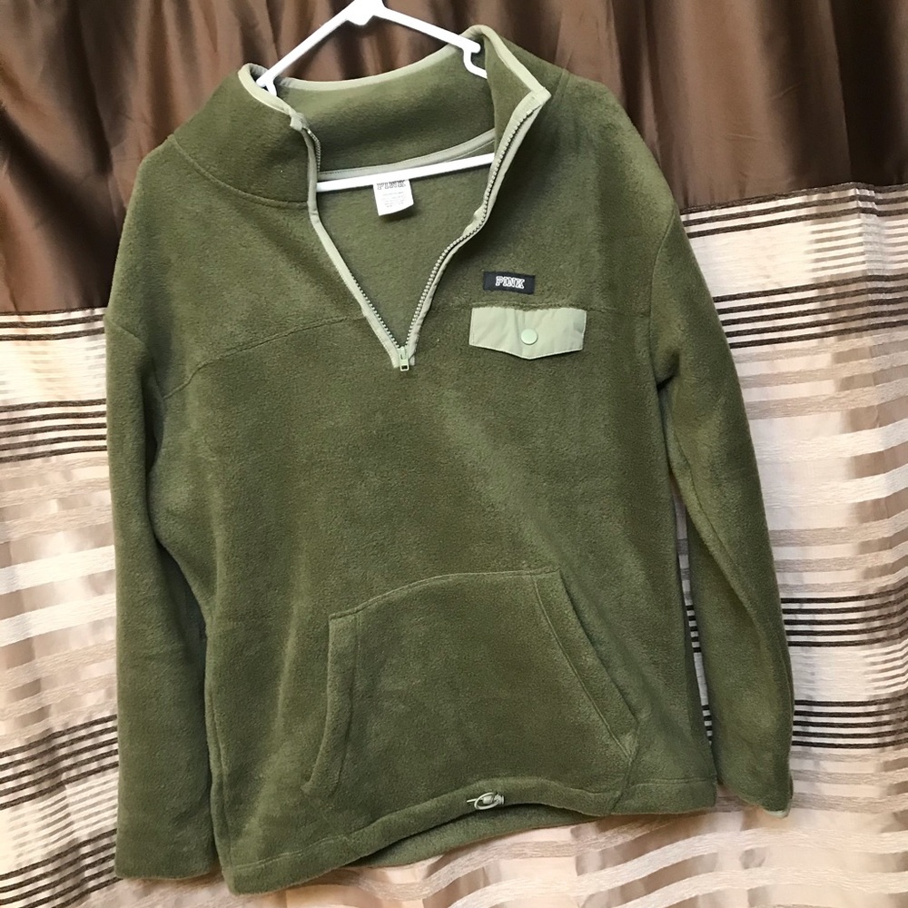 Victoria’s Secret Pink fleece